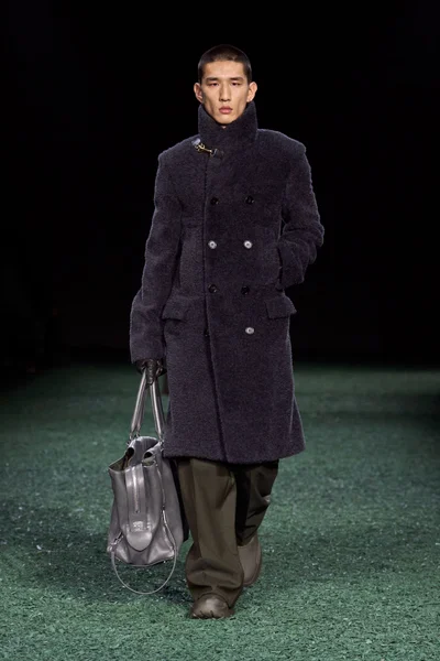 Look 45